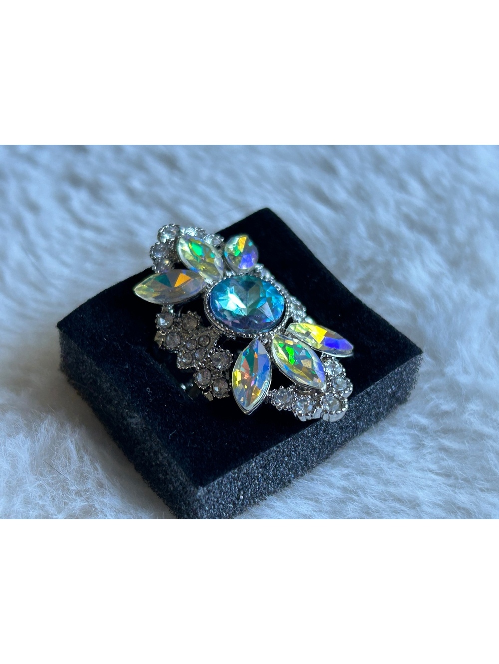 Vintage Style Silver Tone Rhinestone Stretch Stretch Costume Ring